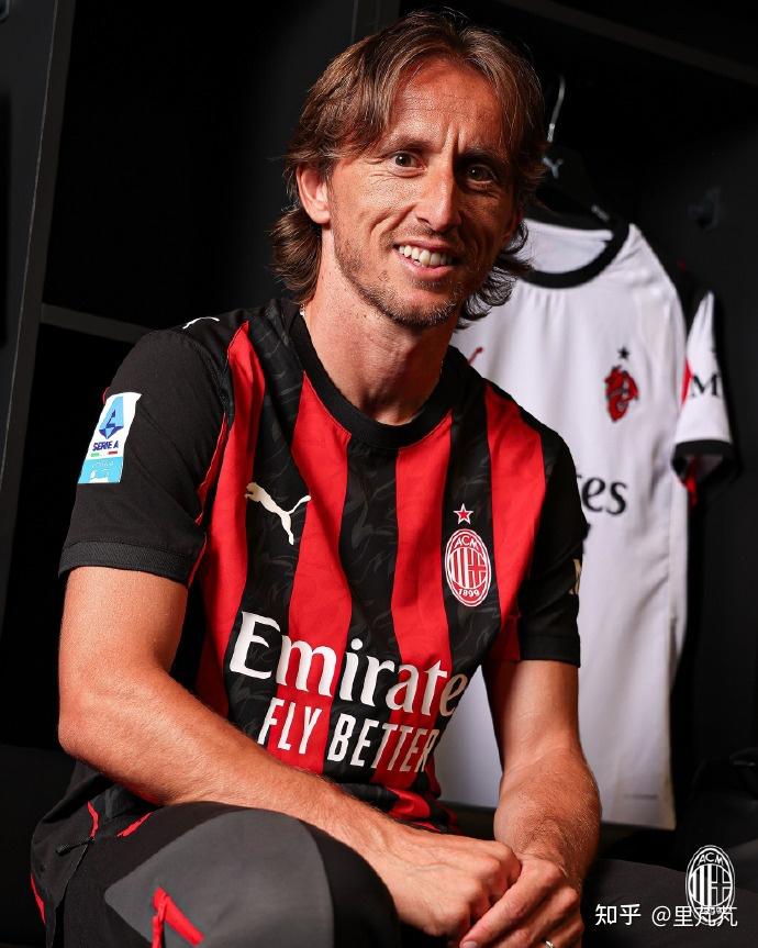 【壁纸】——拜仁慕尼黑：好久不见