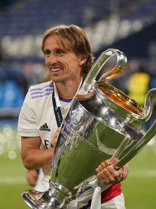 斯帕莱蒂复盘败因：球员转移球胆怯，被对手带着疲于奔命