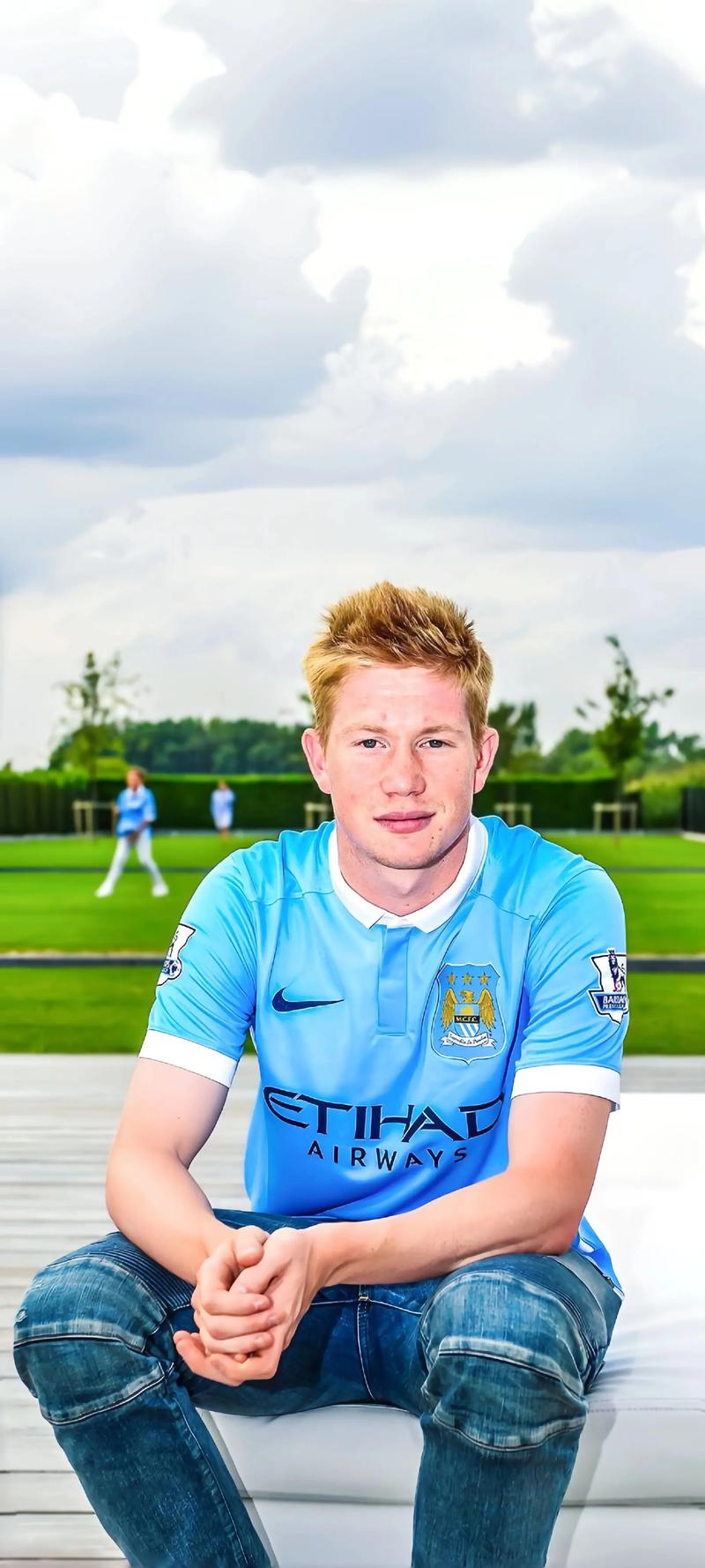 篮球湖人球员赛后接受媒体采访