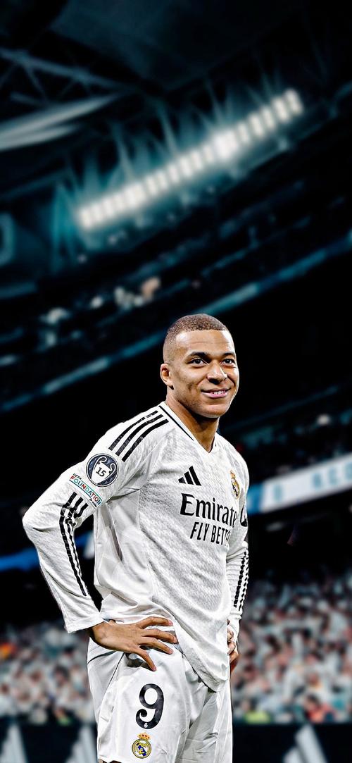 不看好邵佳一执教国足❗详细介绍邵佳一履历❗