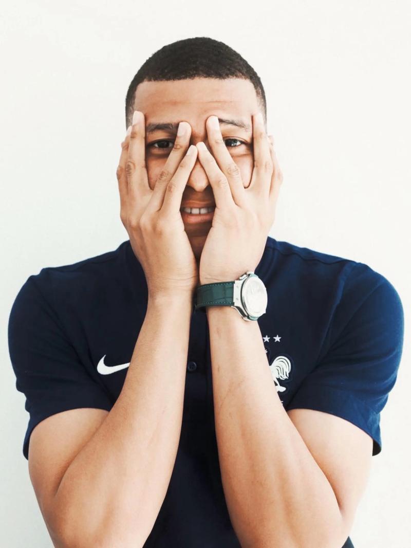 送分小测试：根据职业生涯轨迹，猜猜这是哪位球员？